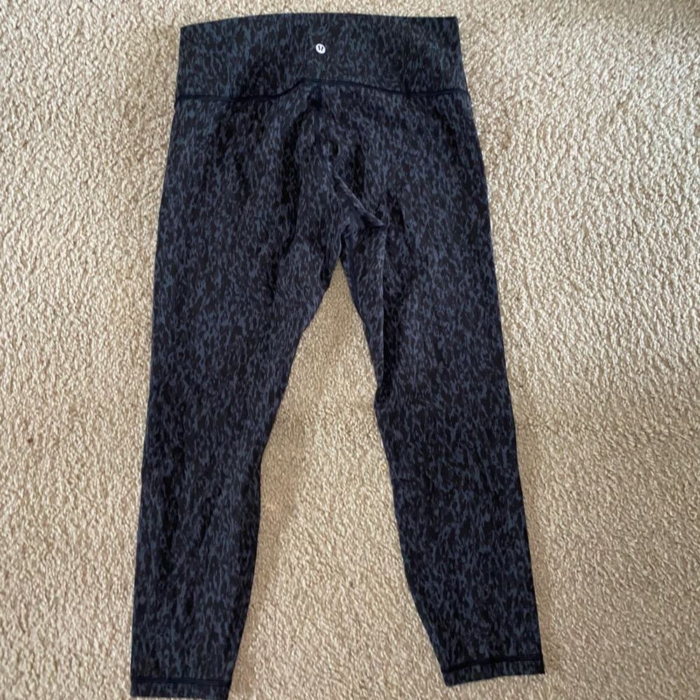 Lululemon Wunder Under High-Rise Tight 25" *Full-On Luxtreme Leopard Deep Coal - Picture 4 of 6